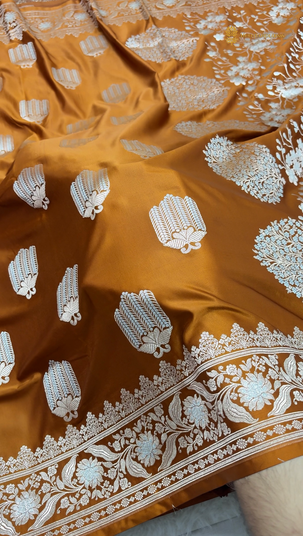 Regal Bronze Premium Mashru Katan Silk Banarasi Saree - All Over Motifs