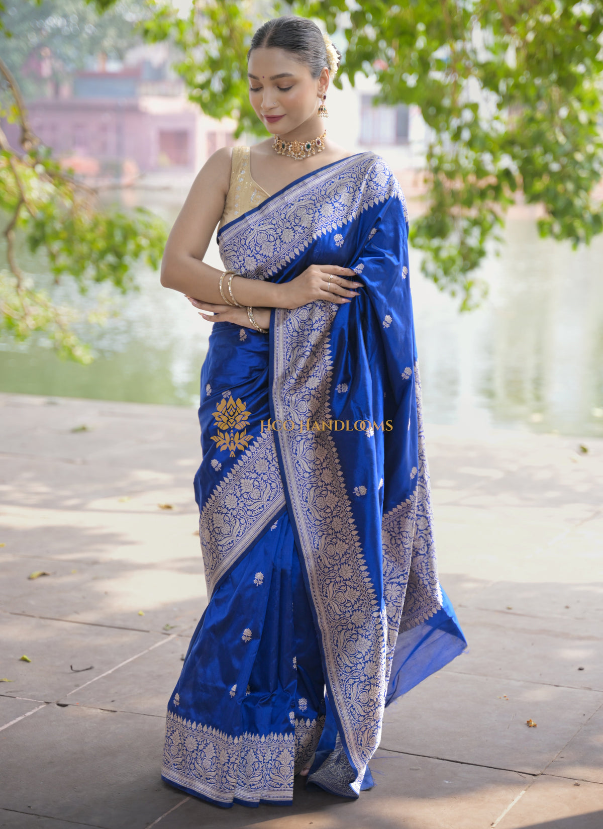 Regal Royal Blue Pure Katan Silk Handloom Banarasi Saree - Signature Kadhua Motifs