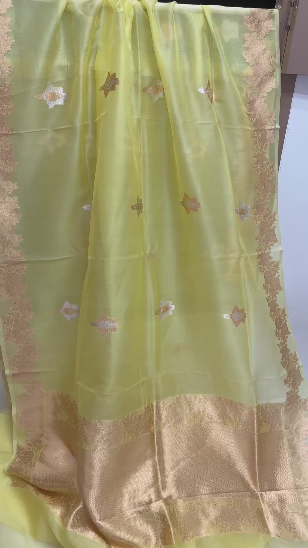 Fresh Lemon Pink Pure Kora Silk Handloom Banarasi Saree - All Over Sona & Roopa Kadua Motifs