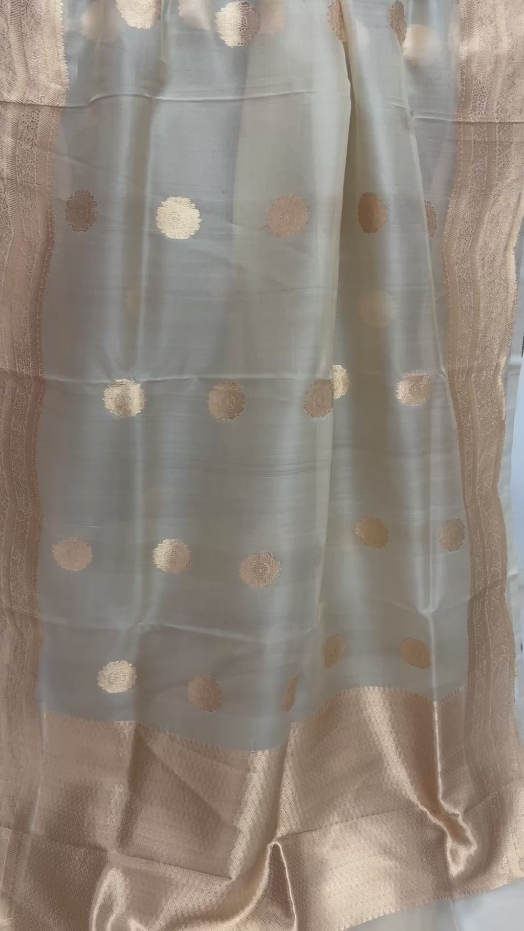 Ivory Pure Kora Silk Handloom Banarasi Saree - All Over Kadua Motifs