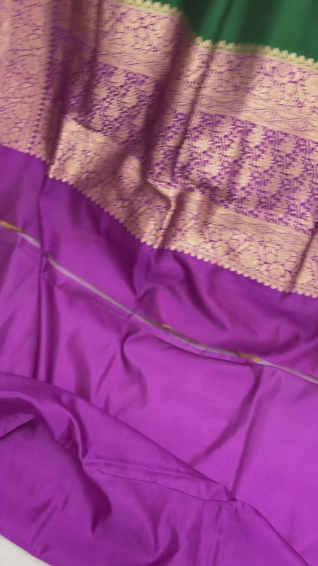Contrast Pure Mango Katan Silk Handloom Banarasi Saree - All Over Kadua Motifs