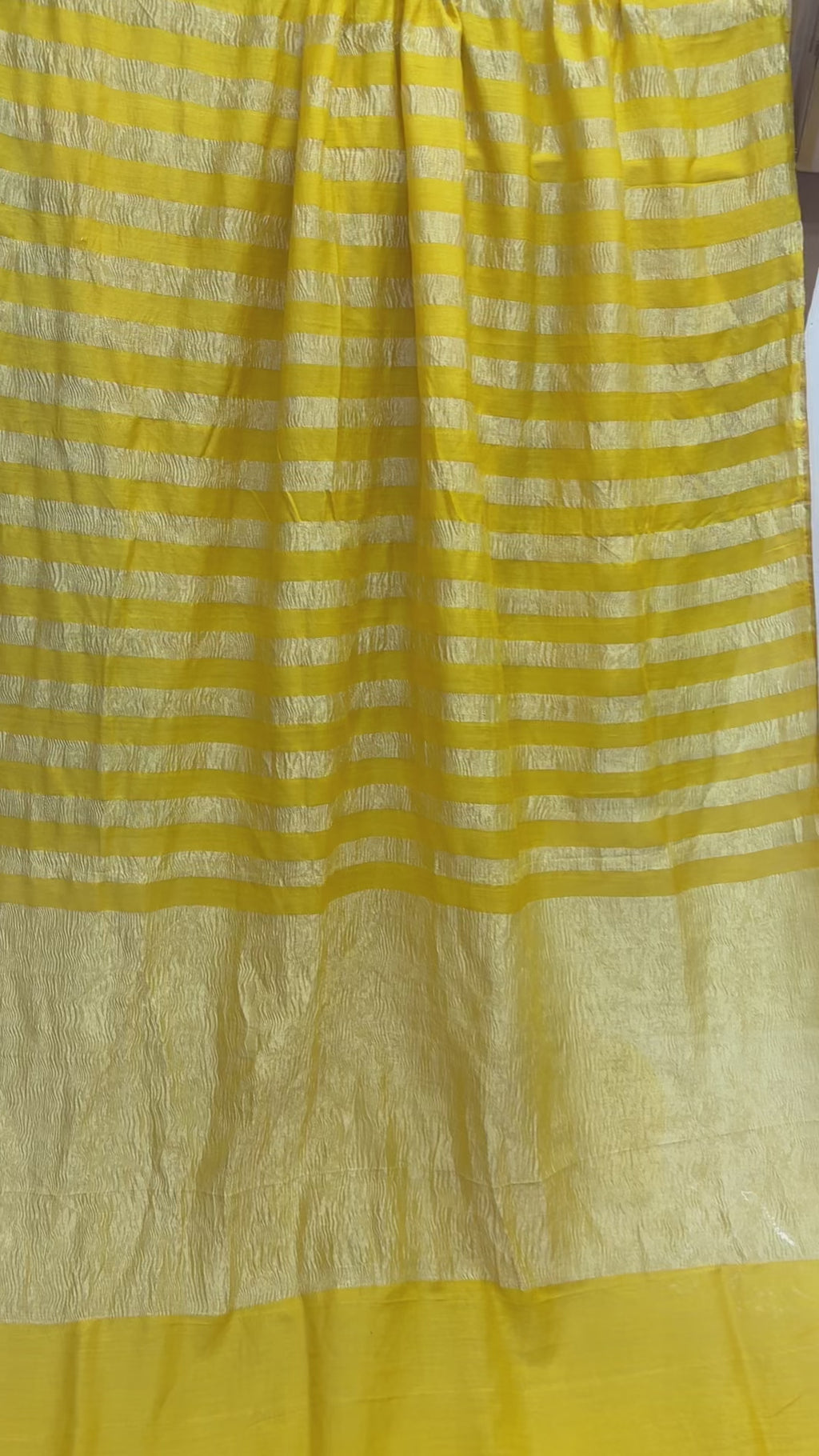 Pure Moonga Crush Tissue Silk Handloom Banarasi Saree
