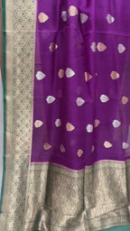 Green & Magenta Contrast Pure Kora Silk Handloom Banarasi Saree - All Over Kadua Motifs