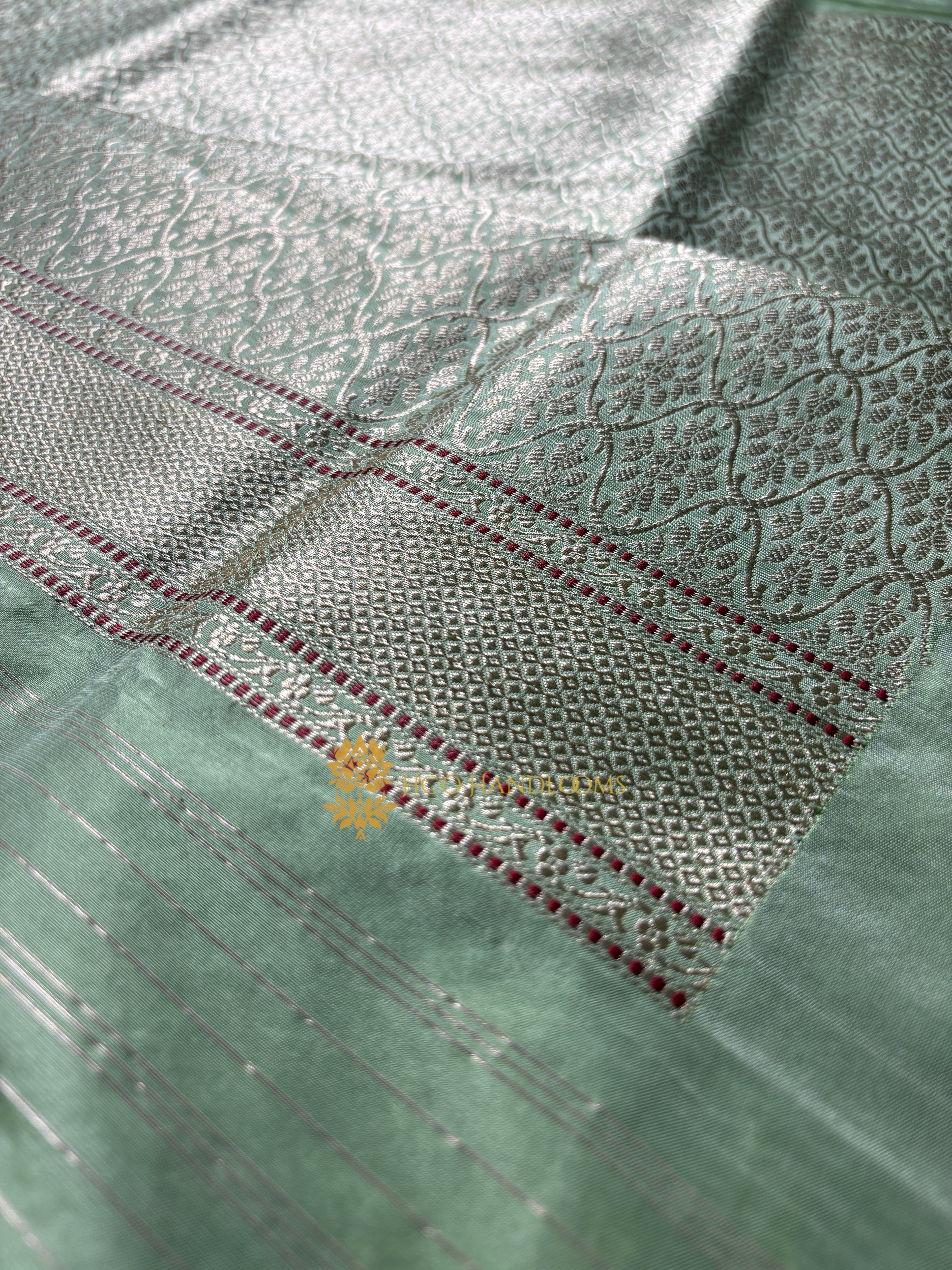Pure Katan Silk Handloom Banarasi Saree - All Over Kadhua Motifs