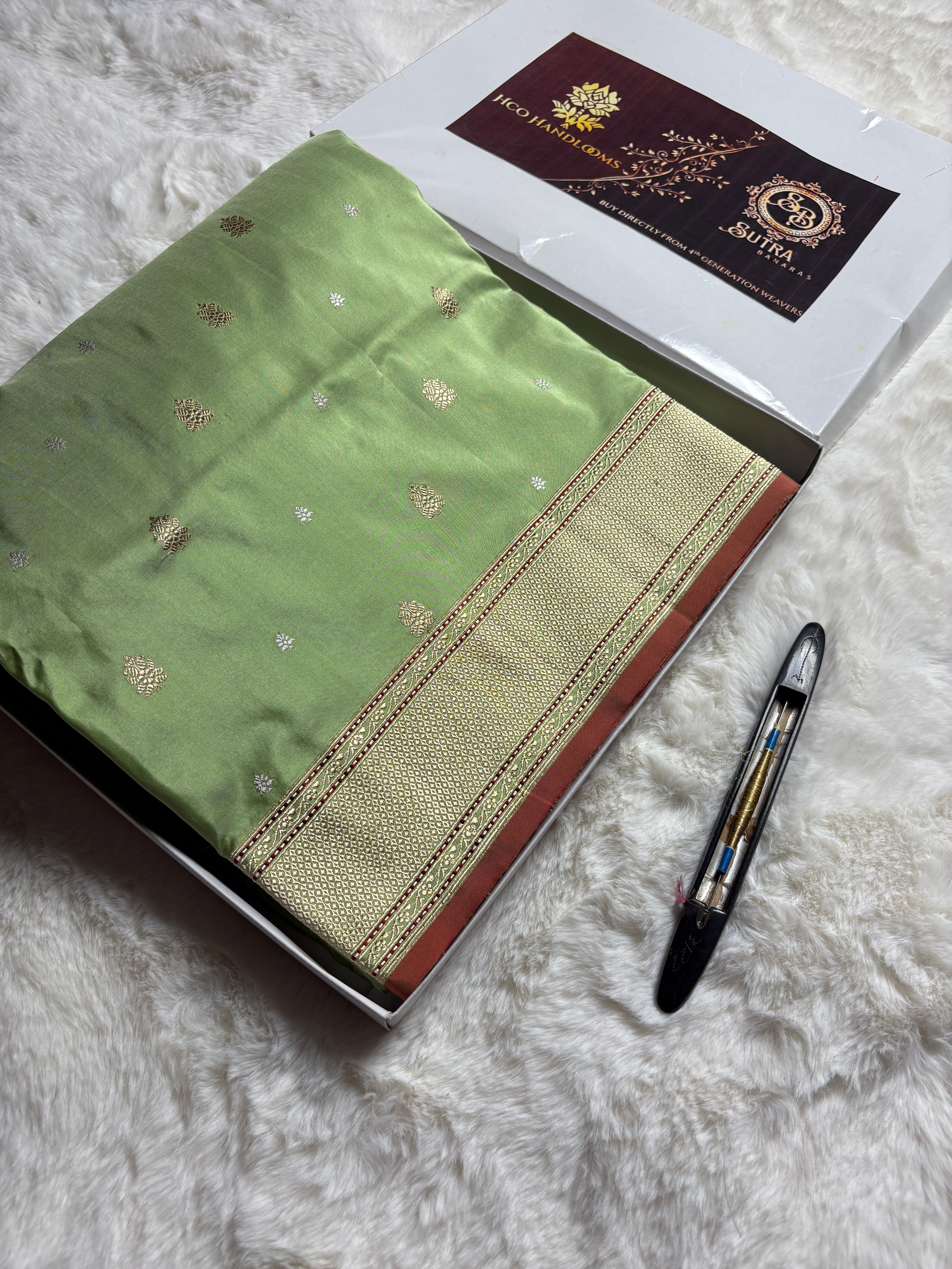 Pure Katan Silk Handloom Banarasi Saree - All Over Kadhua Motifs