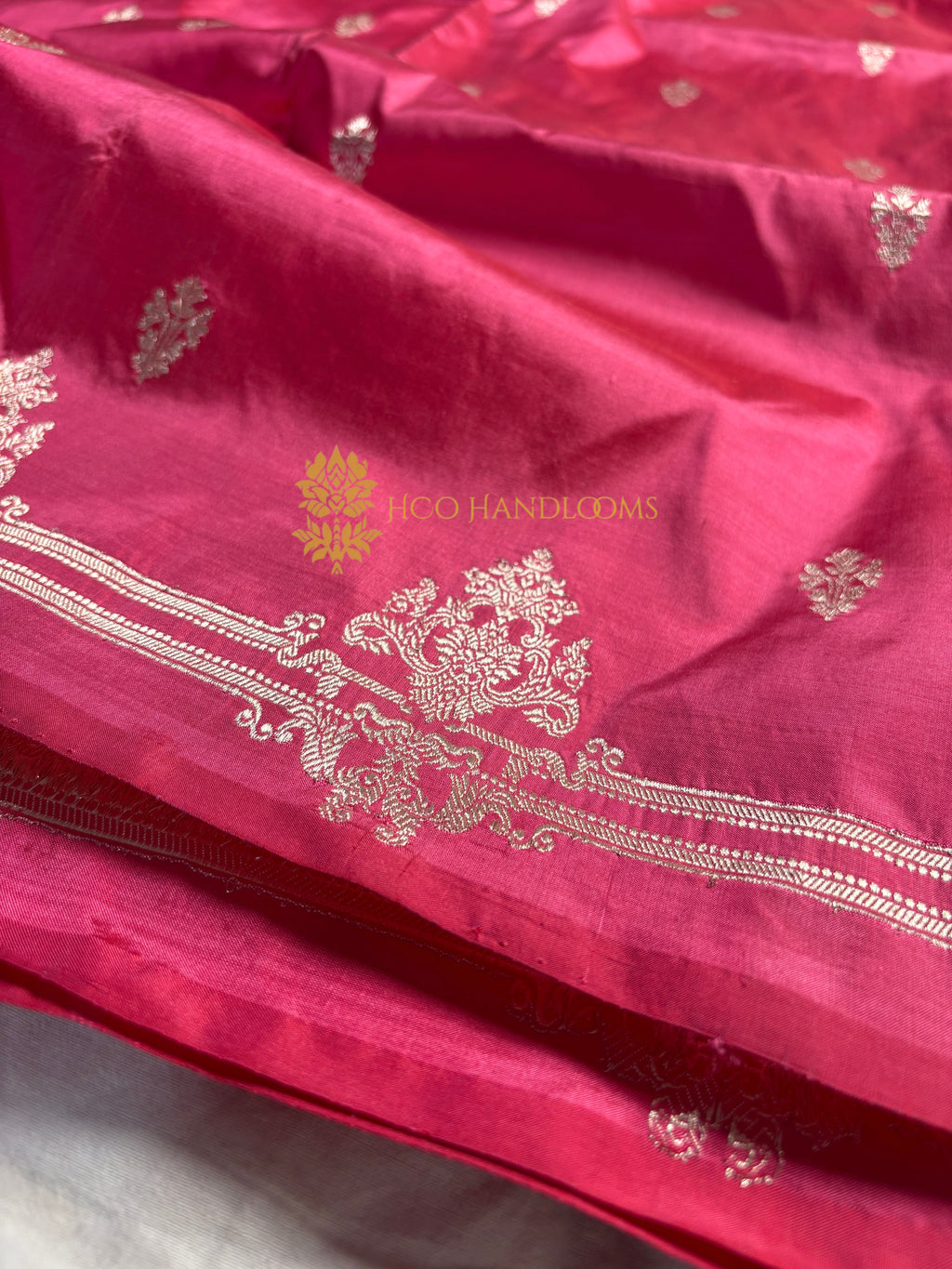 Pink Pure Katan Silk Handloom Banarasi Saree - All Over Kadhua Motifs