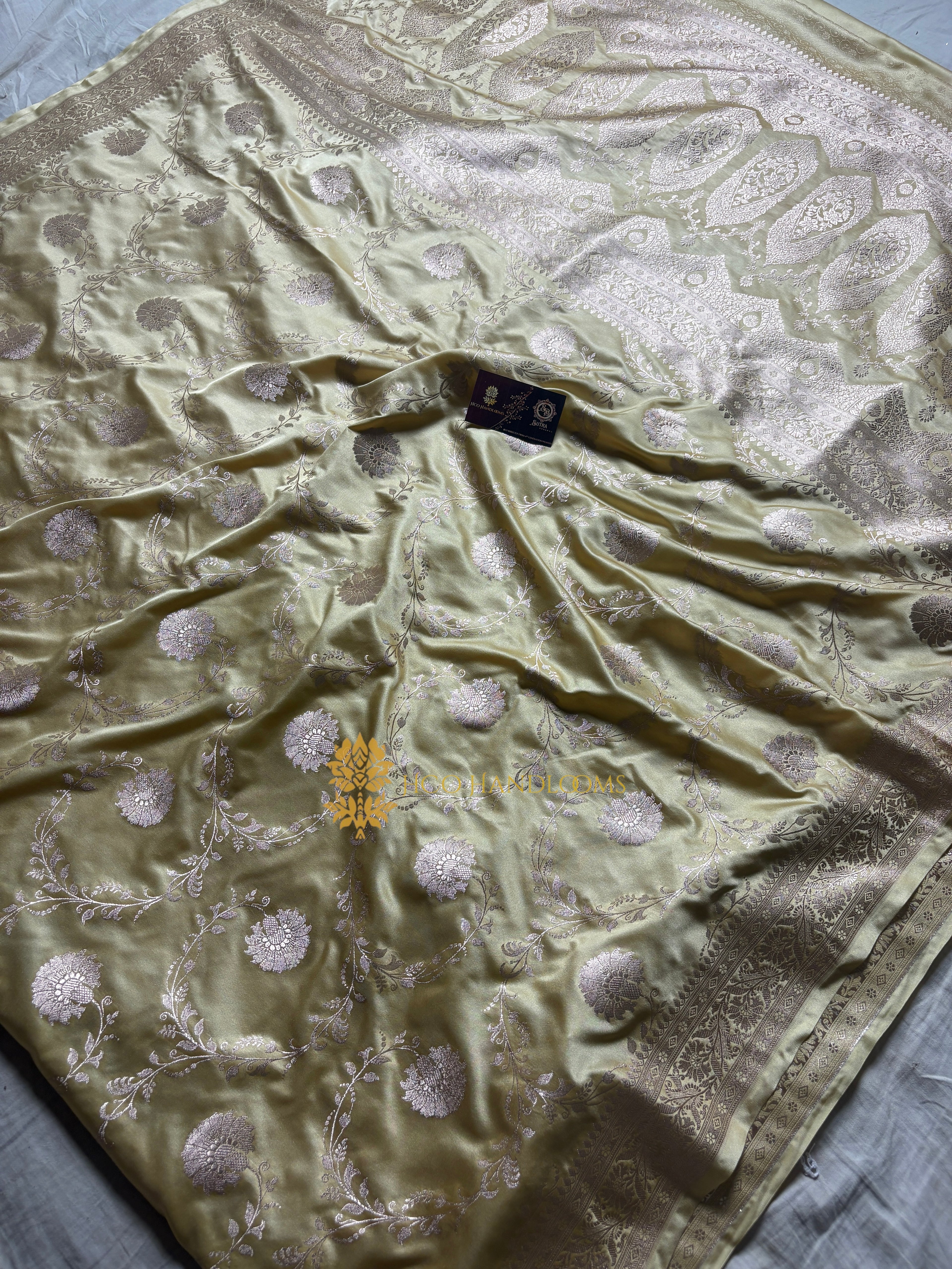 Premium Mashru Katan Silk Jangla Floral Banarasi Saree