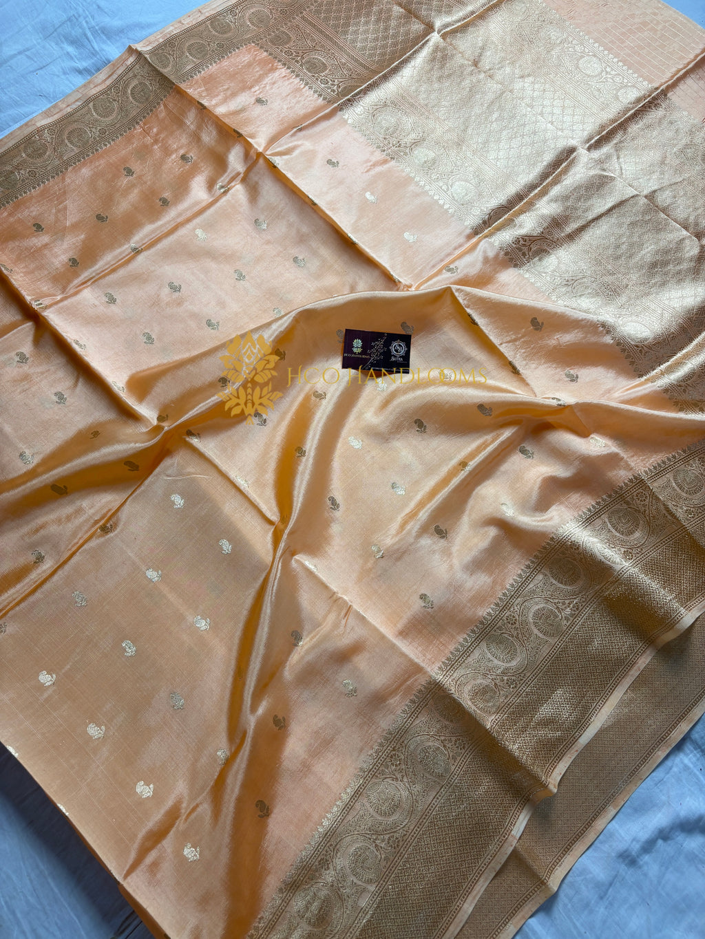Peach Pure Mango Katan Silk Handloom Banarasi Saree - All Over Kadhua Motifs
