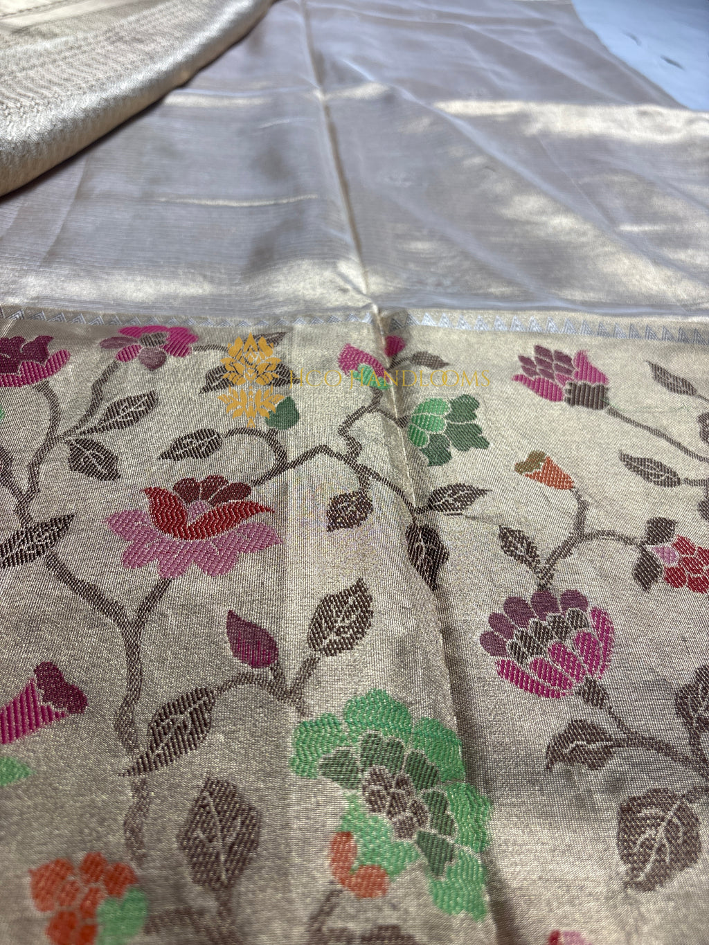 Pure Tissue Silk Handloom Meenakari Banarasi Saree