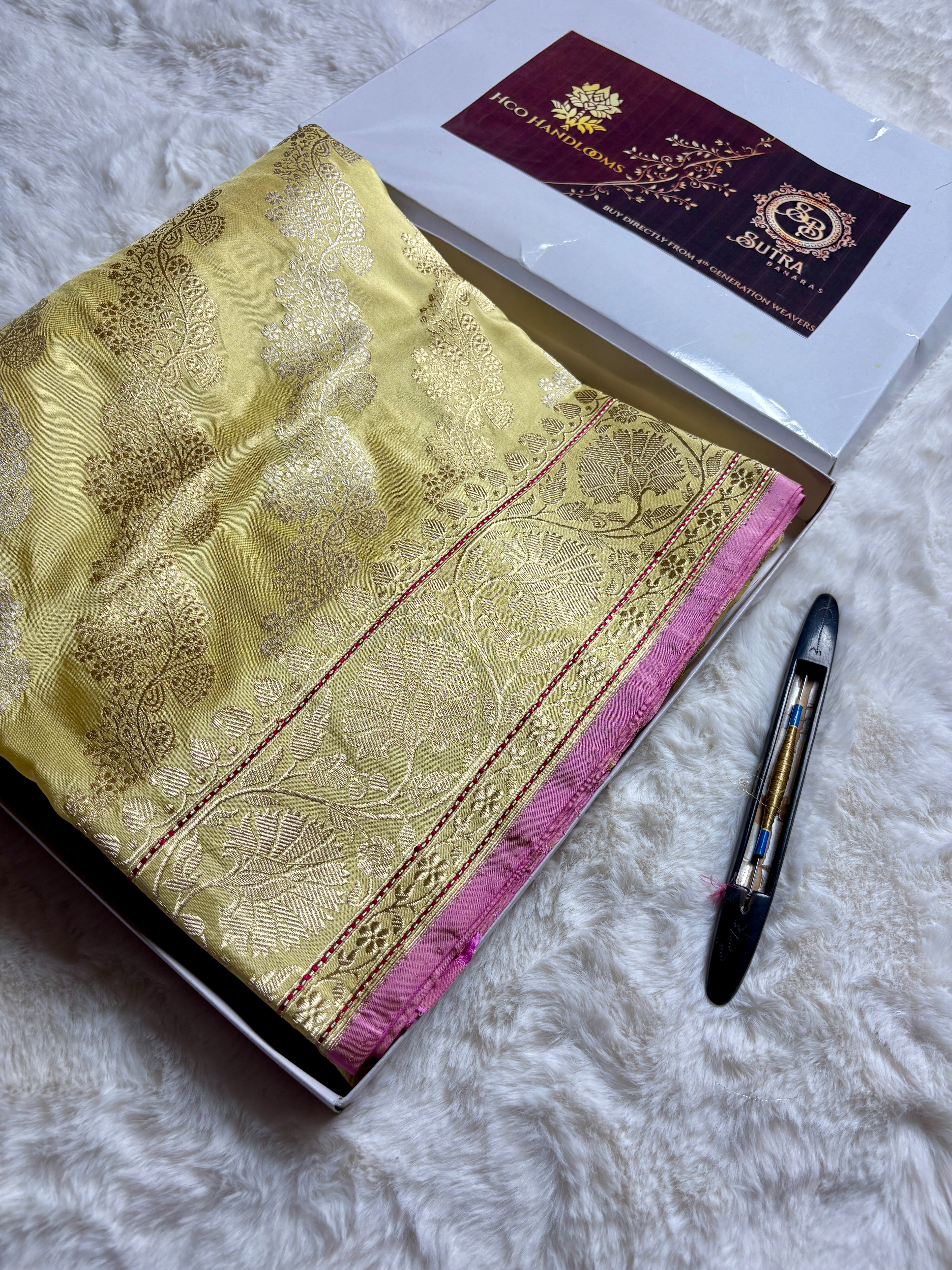 Pure Katan Silk Handloom Banarasi Saree - All Over Kadhua Jangla Work