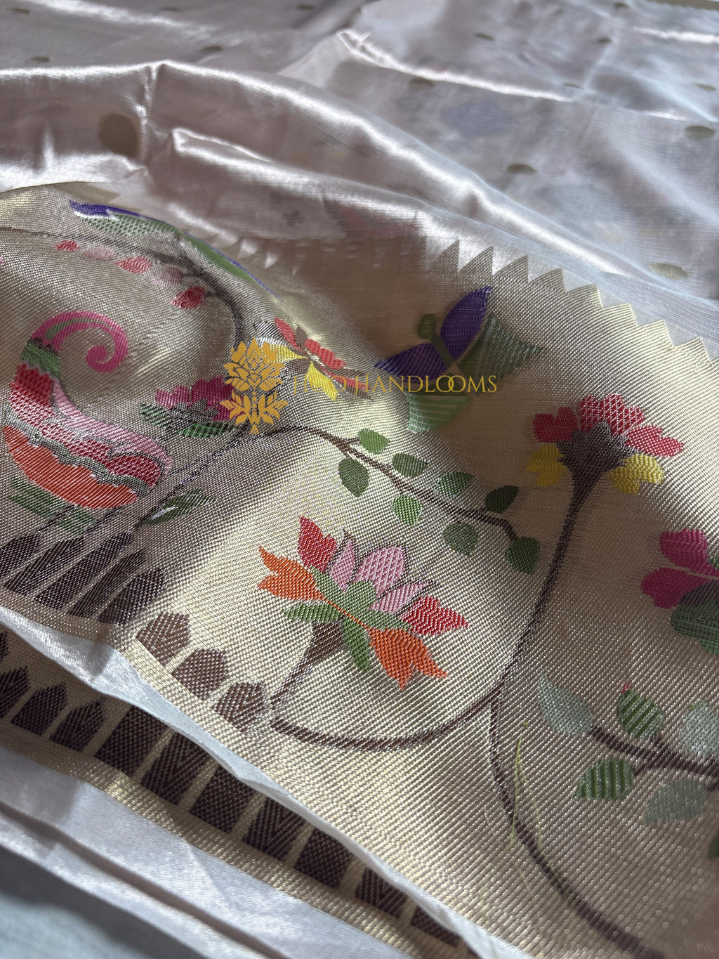 Pure Tissue Silk Handloom Meenakari Banarasi Saree