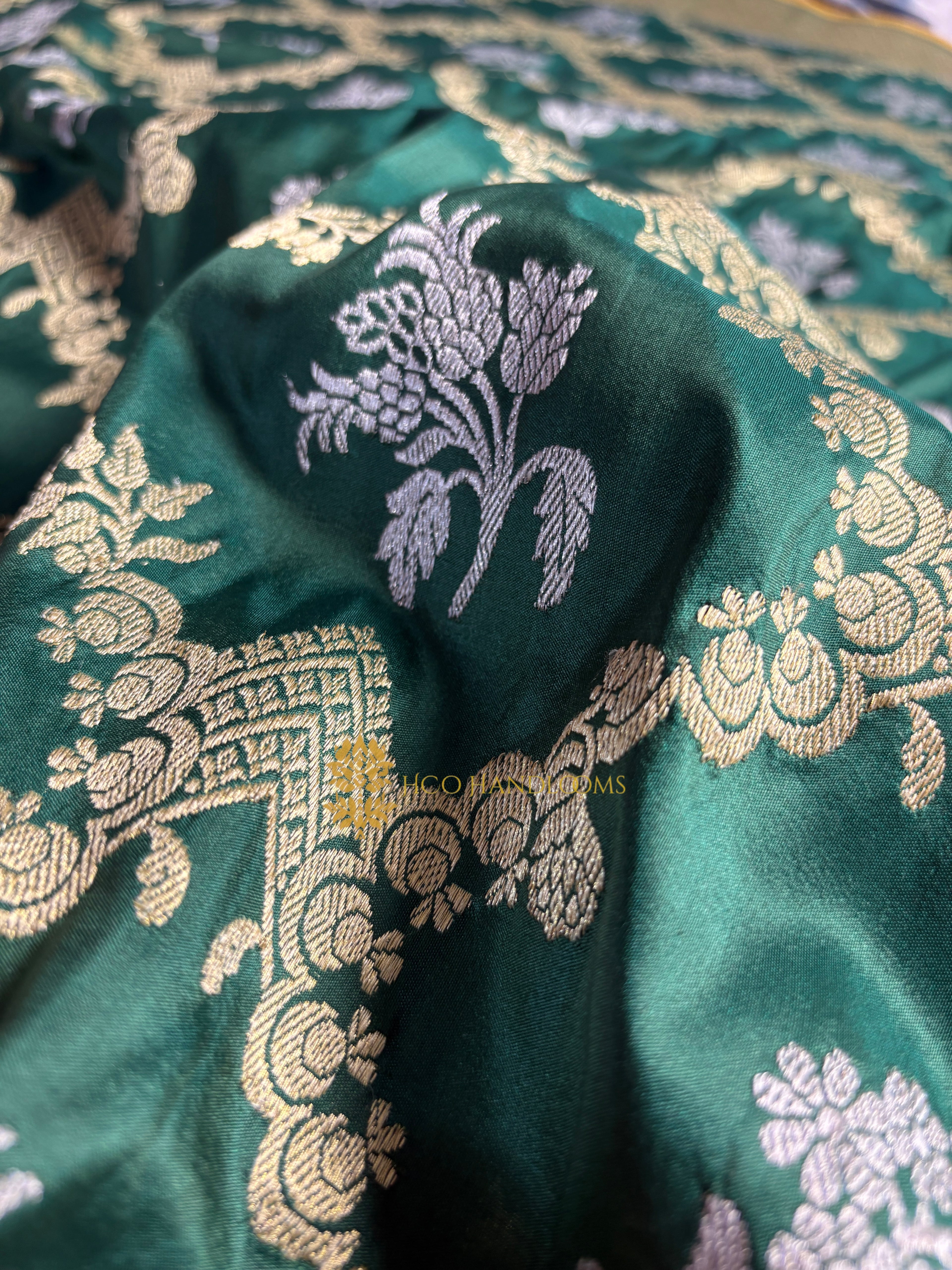 Pure Katan Silk Handloom Banarasi saree - All Over Kadhua Jangla
