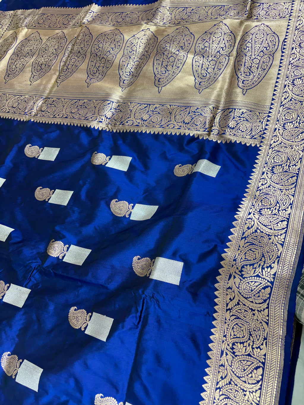 Regal Pure Katan Silk Handloom Banarasi Saree - All Over Kadhua Paisley Motifs